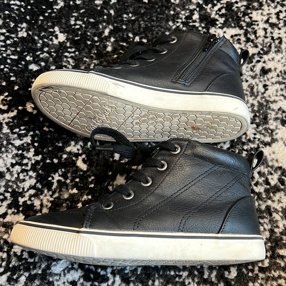 Kids cat & jack boots- size 13 - Picture 4 of 5